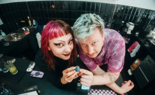 Náhledová fotografie článku It’s not a phase, mom! Nový espresso bar v Brně, Stylová káva pro ty, co se nebojí být jiní
