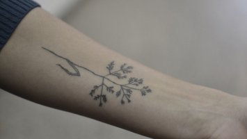 Handpoke, aneb tetujeme bez strojku